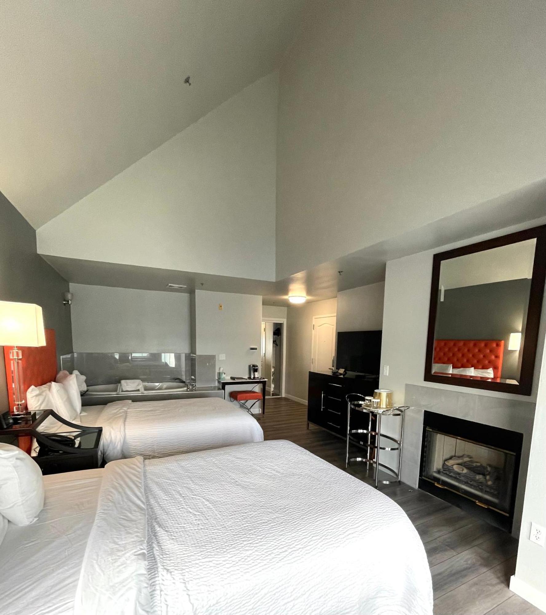 Tides Inn & Suites Port Townsend Room photo